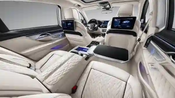 Премьера лимитированного BMW 7 серии в Китае
