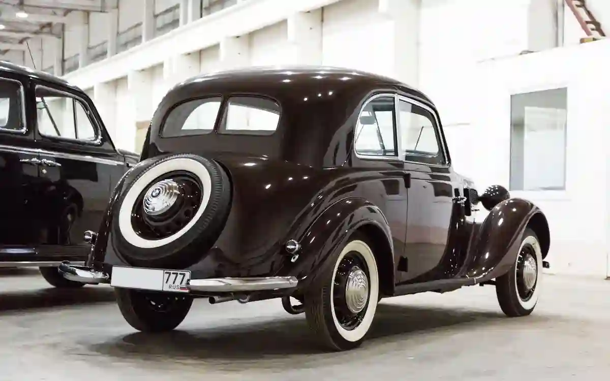 Раритетный BMW 321 без пробега был продан в России