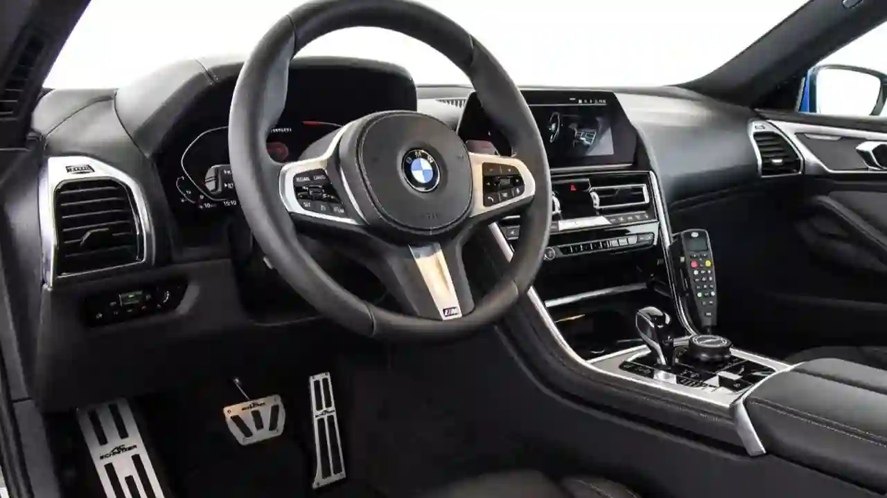 Показана полицейская модификация BMW M850i от ателье AC Schnitzer