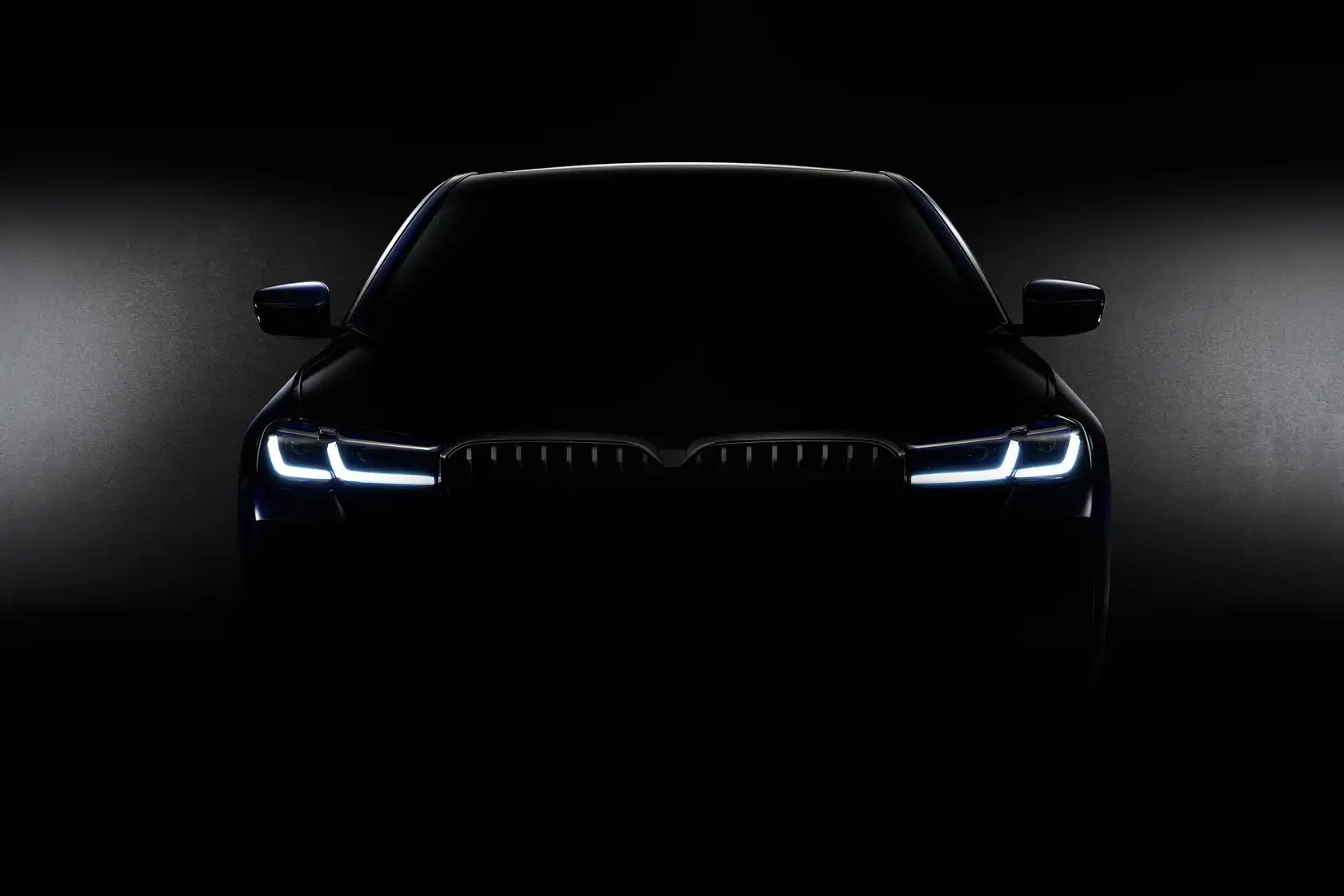 ОНЛАЙН ПРЕЗЕНТАЦИЯ НОВОГО BMW 5 СЕРИИ И BMW 6 СЕРИИ GT.