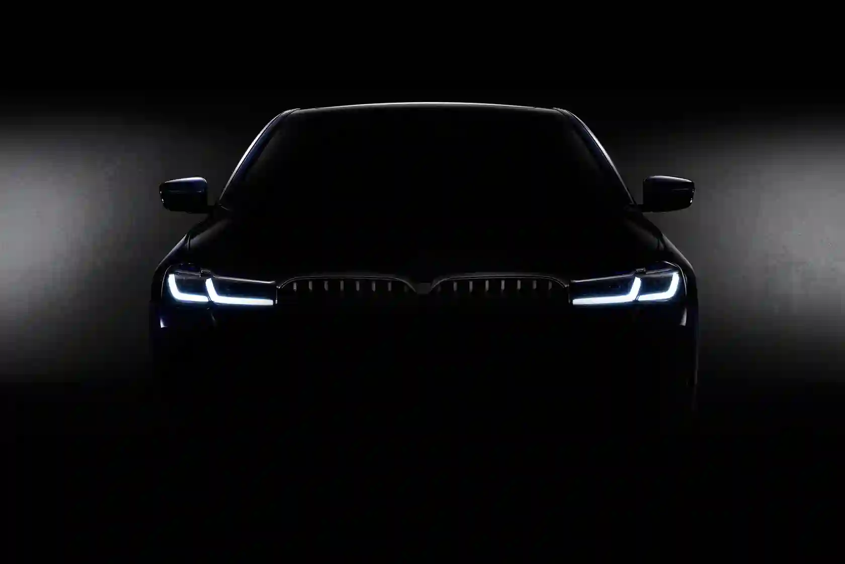 ОНЛАЙН ПРЕЗЕНТАЦИЯ НОВОГО BMW 5 СЕРИИ И BMW 6 СЕРИИ GT.